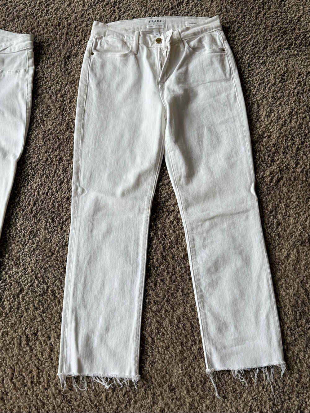 L'AGENCE White Straight-Leg Jeans with Raw Hem